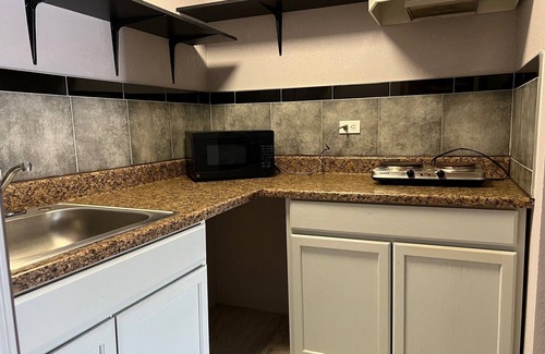 North Arlington Hotel | R Nite Star Inn & Suite