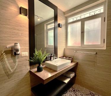 Cusco Historic Center Hotel | R y R Pardo Hotel