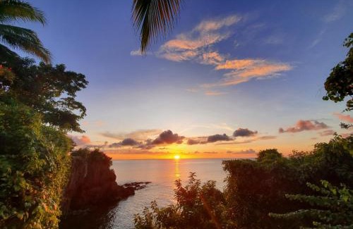Castries Apartment | R7 Haven apartment near beach
