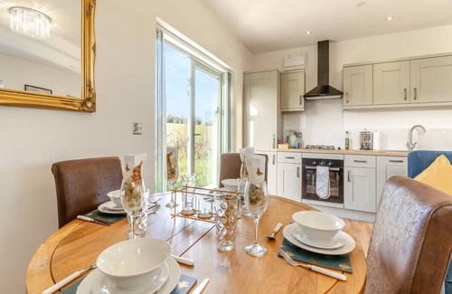 Tredunnock Cabin | Rabbit Meadow Lodge - Fantastic Views