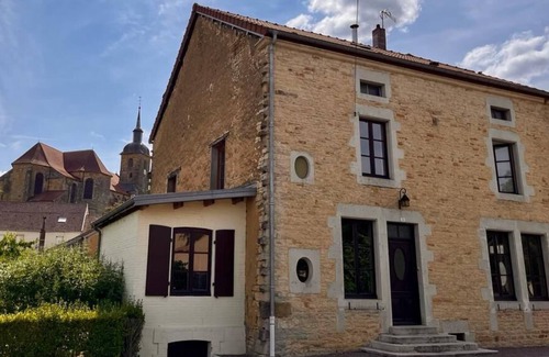 Champsevraine Villa | Racines Bussieroises Villa Avec Piscine à la Campagne