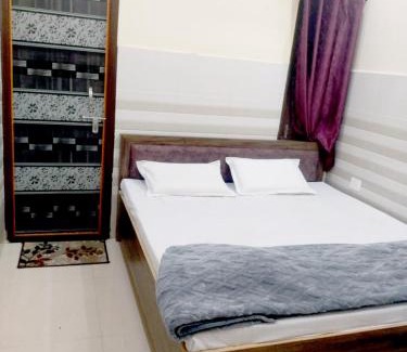 Vrindavan House | Radha Krishna Guest House