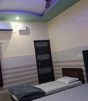 Vrindavan House | Radha Krishna Guest House
