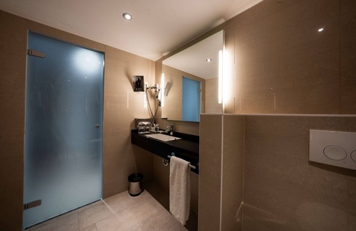 Golzheim Hotel | Radisson Blu Conference Hotel, Düsseldorf