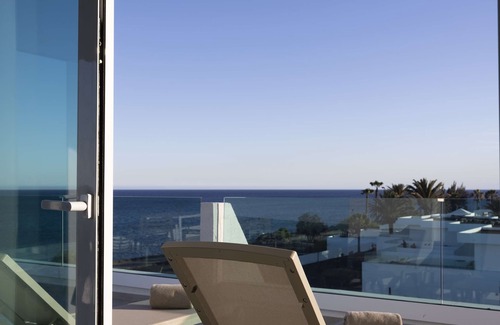 Costa Teguise Hotel | Radisson Blu Resort Lanzarote - Adults Only +16