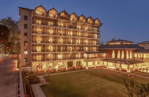 Srinagar Hotel | Radisson Collection Hotel & Spa, Riverfront Srinagar