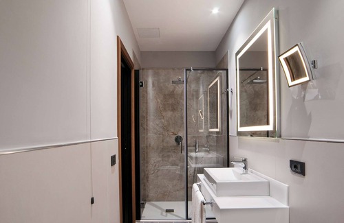 Nola Hotel | Radisson Hotel Nola Naples