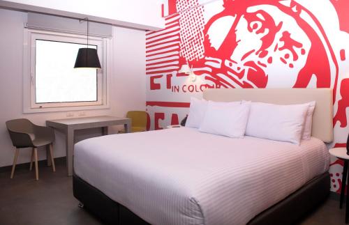 Leuro Hotel | Radisson RED Miraflores