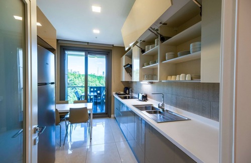 Uludag Apartment | Radisson Residences Vadistanbul