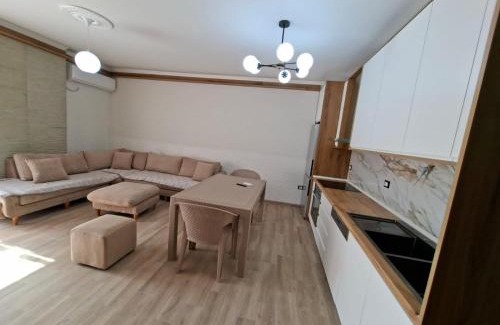 Sakës Apartment | Rafaele