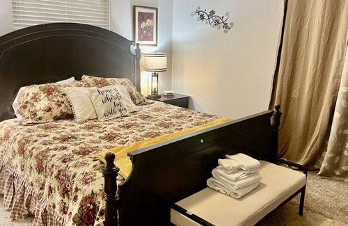 Schertz House | RAFB 3br2ba Family Friendly Single Story with a large fenced yard, Welcome Home!
