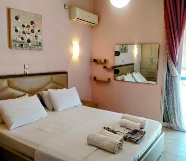 Kolokinthou Apartment | Raffaella Athens