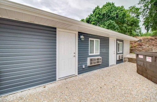 Grafton Apartment | Rafton Inn Vacation Cottage 19