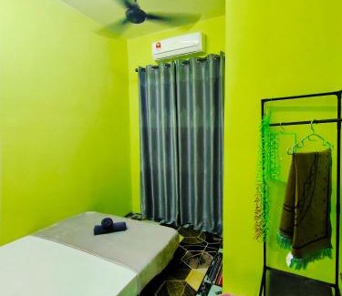 Kota Bharu House | Raihan Homestay Kubang Kerian, Free Wifi