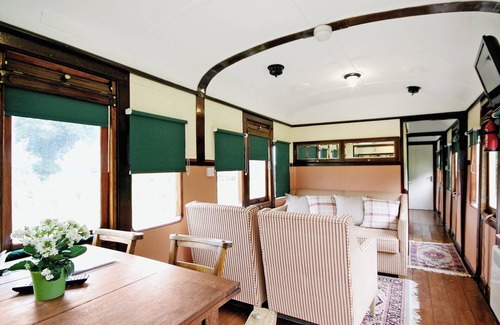 Stowmarket Cottage | Railway Carriage Two - E5601