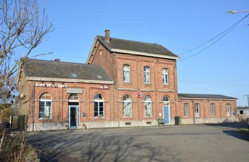 Beauraing House | Railway Stay in Ardennes, cleaning included