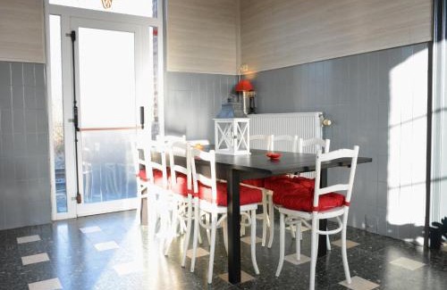 Beauraing House | Railway Stay in Ardennes, cleaning included