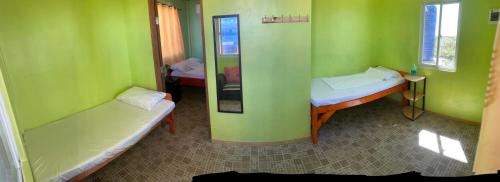 Olango Island Resort | Rainbow Beach Bar & Resort