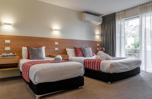 Queanbeyan East Hotel | Rainbow Motel Queanbeyan