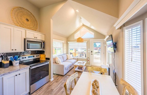 Forks Cabin | Rainforest Tiny Home Retreat #15