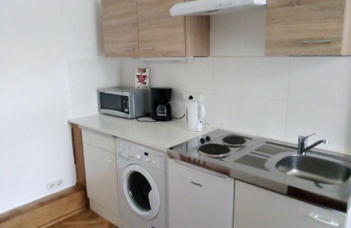 Pressbaum Apartment | Raisa Apartments Fünkhgasse