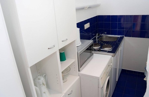 Tullnerbach House | Raisa guest house in the garden with 2 rooms (ground floor 1. Floor, kitchen, luxury bathroom)