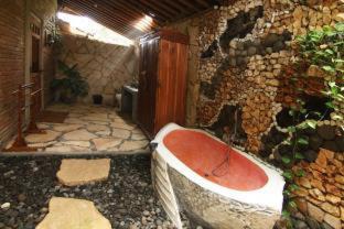 Bangunjiwo Resort | Rajaklana Resort and Spa