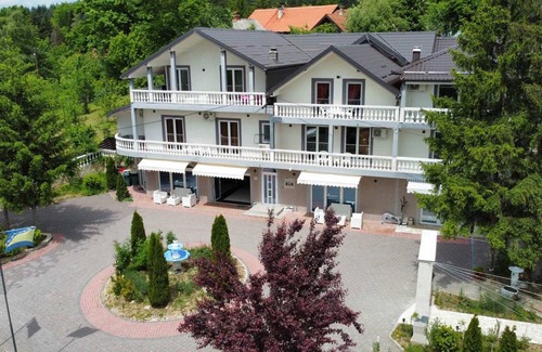 Sarajevo Apartment | Rakovica Resort - Apartment with Shared Pool 1