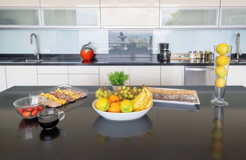San Antonio House | Ram & Thaila Shangri-La Luxury 8 pax 4-br residence w/indoor pool, Jacuzzi & gym
