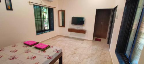 Ratnagiri House | Rama Niwas Beach Home Stay