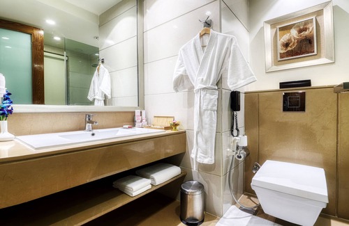 Sushant Lok Hotel | Ramada by Wyndham Gurgaon Central