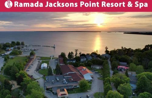 Georgina Resort | Ramada by Wyndham Jackson's Point