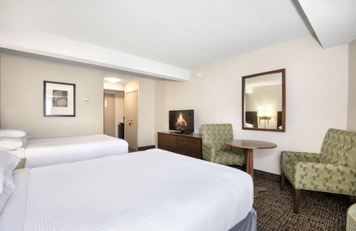 Kamloops Hotel | Ramada by Wyndham Kamloops