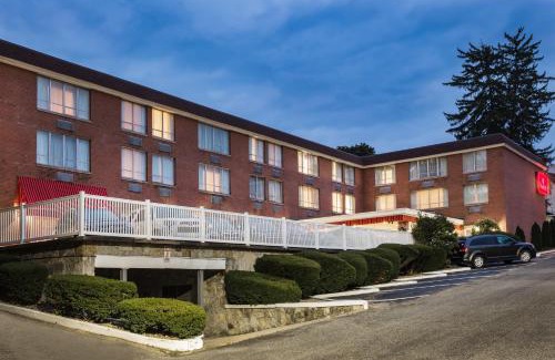 Ligonier Hotel | Ramada by Wyndham Ligonier