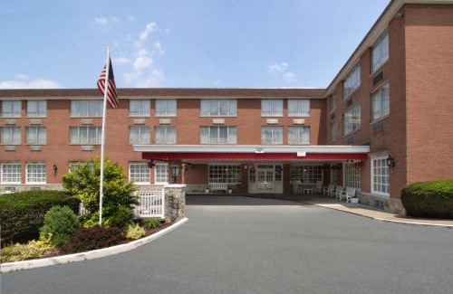 Ligonier Hotel | Ramada by Wyndham Ligonier
