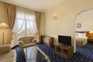 Plovdiv Center Hotel | Ramada by Wyndham Plovdiv Trimontium