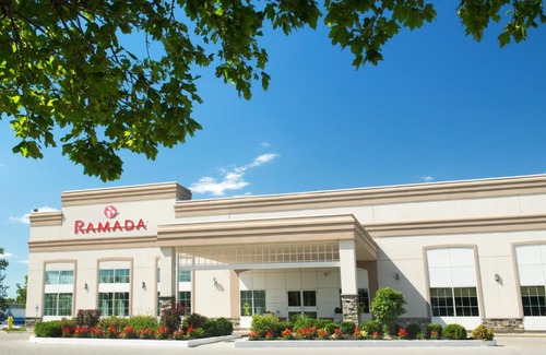 Trenton Hotel | Ramada by Wyndham Trenton