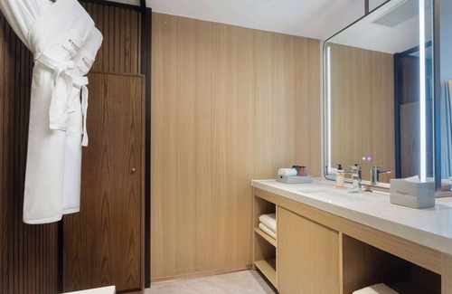 Xiangzhou District Hotel | Ramada By Wyndham Zhuhai Xiangzhou