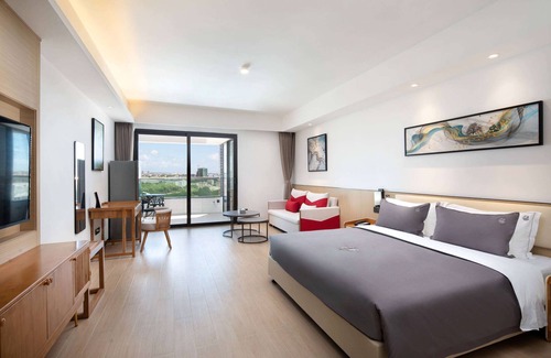 Sanya Hotel | Ramada Encore by Wyndham Jiusuo Downtown