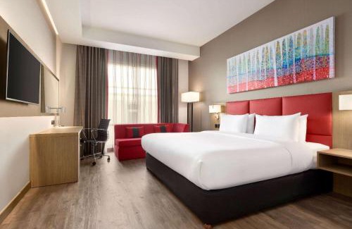 Al Ghubrah Ash Shamaliyyah Hotel | Ramada Encore by Wyndham Muscat Al-Ghubra