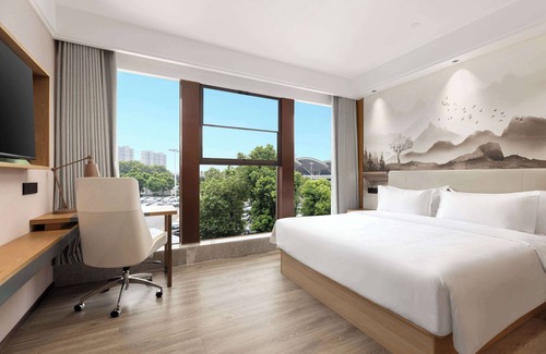 Jiang'an District Hotel | Ramada Encore By Wyndham Wuhan Station
