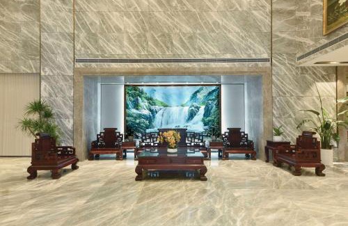 Mong Cai Hotel | Ramada Plaza by Wyndham Dongxing City Center