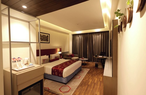 Lucknow Hotel | Ramada Plaza by Wyndham Lucknow