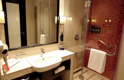 Lucknow Hotel | Ramada Plaza by Wyndham Lucknow