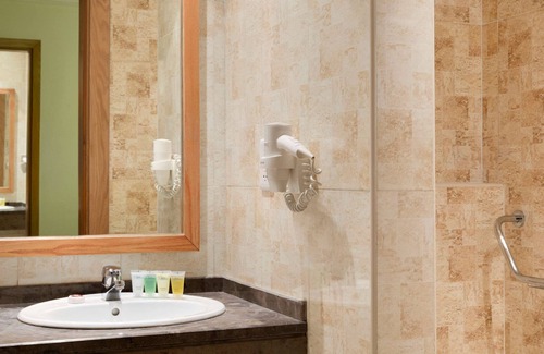 Sweimeh Hotel | Ramada Resort by Wyndham Dead Sea