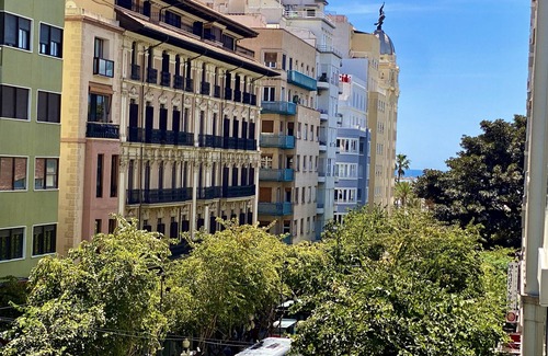 Alicante City Centre Apartment | Rambla Home by Gloove