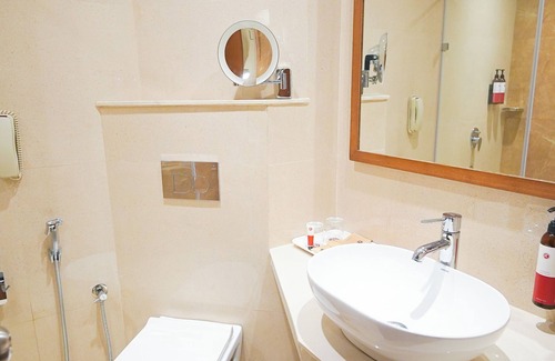 Tirupati Hotel | Ramee Guestline Hotel TIRUPATI