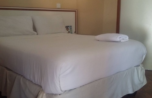 Gumare House | Ramorwa Guest Lodge