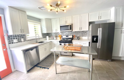 Cathedral City Cove House | Rams Cove Bungalow- Cathedral Cove #018465