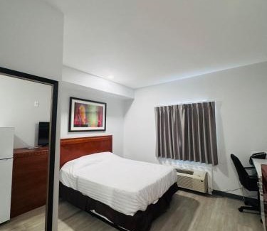 Lumby Hotel | RAMSHORN MOTEL